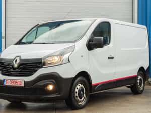 Renault Trafic 2018 158.000 km — miniatura 9
