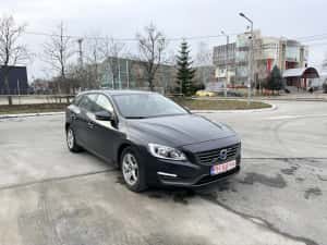 Volvo V60 , Fabr. 2015 ,Led, 166.000 km ,Carte Service + Raport Nap !! — miniatura 10