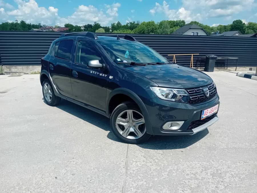 Sandero Stepway Prestige , An 2020 , 1.0 TCe - 100 CP EcoG - GPL fabrica . — fotografie 1 din 10