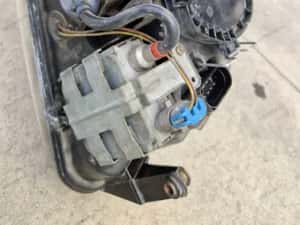 Far stanga xenon VW Passat cod 3B7 941015 M — miniatura 9