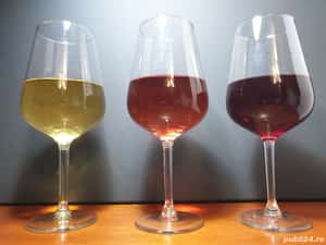 Vin de casa autentic, natural. Traditional