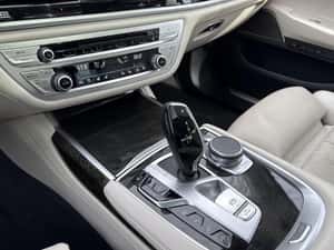 BMW 745 Automată 394 HP Hibrid (B/E) — miniatura 7