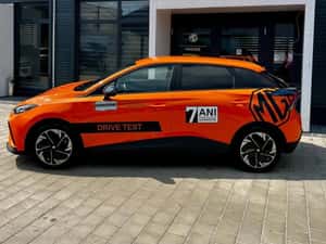 MG MG4 electric 2024, 450 km autonomie — miniatura 2