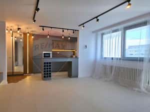 Vânzare 2 camere  în zona Lizeanu