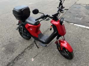 Scuter Electric Niu Gt Pro Full Led Alarma ca Nou