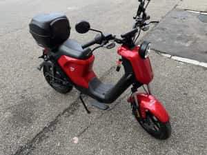 Scuter Electric Niu Gt Pro Full Led Alarma ca Nou — miniatura 9