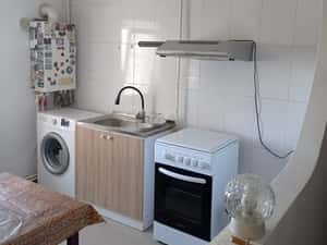 Inchiriez garsoniera — miniatura 4