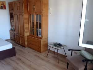 Inchiriez garsoniera — miniatura 6