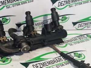 Injector benzina Volkswagen VW Polo 2000 1.0 MT (50 hp) — miniatura 6