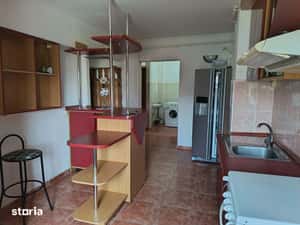 Apartament cu 3 camere si garaj, zona Republicii — miniatura 3