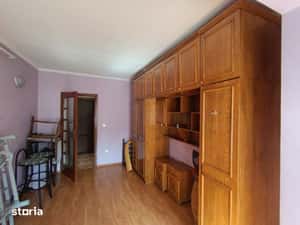 Apartament cu 3 camere si garaj, zona Republicii — miniatura 4