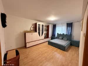 Apartament 2 cam, bloc din 1986, aer conditionat, gata de mutare — miniatura 2