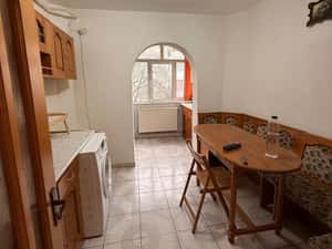 Apartament 2 cam, bloc din 1986, aer conditionat, gata de mutare — miniatura 5
