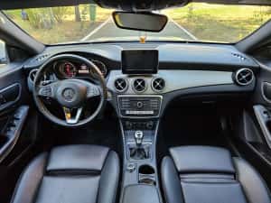 De vânzare Mercedes Benz CLA 2018 primul proprietar — miniatura 6