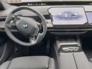 BMW 740 Automată 400 HP Benzină — miniatura 2