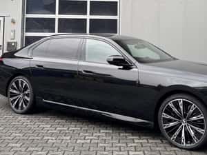 BMW 740 Automată 400 HP Benzină — miniatura 3