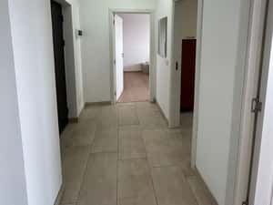 Apartament 2 camere -Zona Sud Bloc nou - 60 mp - 72500 euro negociabil — miniatura 6