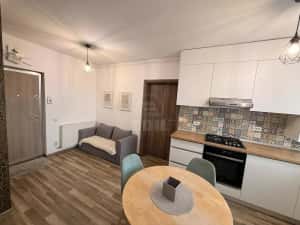 Inchiriere Apartament 2 camere semidecomandat, 43 mp, Razoare
