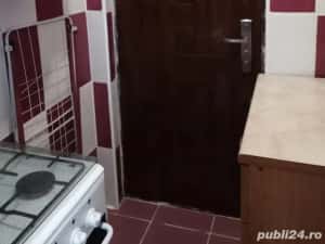 vind garsoniera in schela — miniatura 2