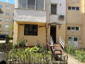 Ofer spre chirie Spatiu comercial 65 MP ,central ,650 Euro luna — miniatura 6