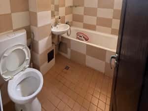 Ofer spre chirie Spatiu comercial 65 MP ,central ,650 Euro luna — miniatura 9