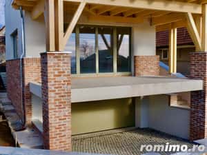 Casa individuala, garaj, 596 mp teren, constructie premium — miniatura 4