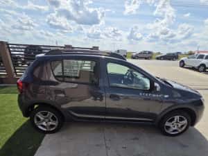 Dacua Stepway 1,5 D / an 2018 / euro 6B / 5400€ — miniatura 3