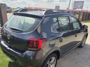 Dacua Stepway 1,5 D / an 2018 / euro 6B / 5400€ — miniatura 8
