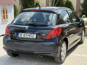 Peugeot 207 1.6HDI 97.000km — miniatura 3