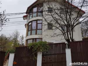 PROPRIETAR Vanzare 15_minute_LA_PAS (500metri) de parcul COPOU, util 250mp P+E+M, 615mp teren