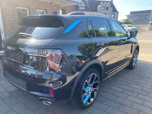 Lynk&Co 01 Hibrid SUV - 25.583 km — miniatura 6