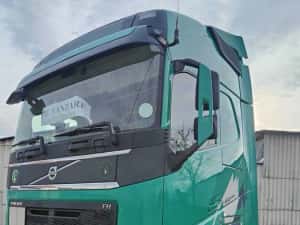Cap tractor Volvo FH4 Euro6 — miniatura 4