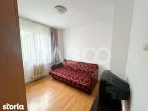 Apartament 3 camere cu balcon si pivnita in zona Mihai Viteazu — miniatura 5