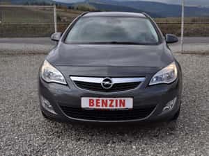 Opel Astra J 1.4i -Turbo 140CP — miniatura 2