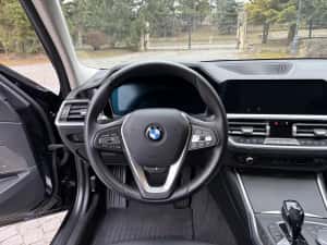 Bmw 320i  Premium Selection - Luxury Line — miniatura 8