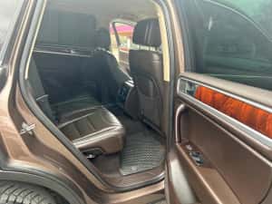 Vand VW Touareg 2012 — miniatura 4