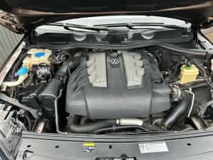 Vand VW Touareg 2012 — miniatura 6