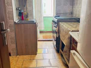 Apartament 2 camere, Faleza (P-uri)  Etaj 3, Vedere la Dunăre, Galati — miniatura 5