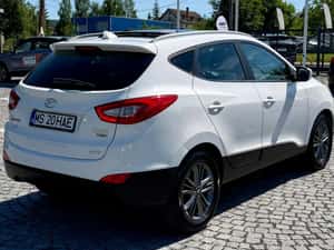 Hyundai ix35 2.0 CRDi High 4WD GLS Premium, 2015 — miniatura 3