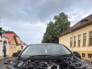BMW F11 ~ 2.0Diesel 184CP ~ ANGLIA ~ Exact cum este in poze ~ Motorul este intreg (lant rupt) ~ Haion Electric ~ Interior Piele ~ — miniatura 8