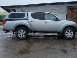 Autoutilitara Mitsubishi L200 — miniatura 9