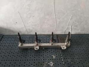 Rampa cu injectoare 1.6 b bmw seria 1 e87 7561276 7561277