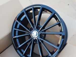 Jante 18 Skoda Octavia Superb Karoq Kodiaq Jetti Noi pe R 18 — miniatura 10