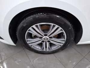 Renault Megane Estate TCe 140 Equilibre — miniatura 5