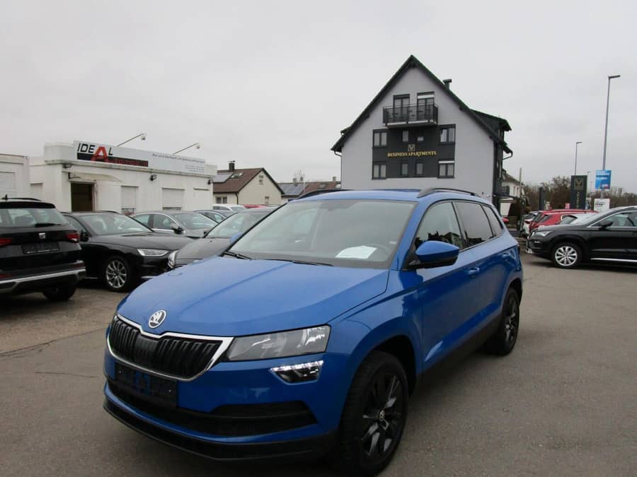 Skoda Karoq Automată 116 HP Diesel — fotografie 1 din 7
