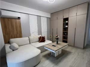 Apartament de 2 camere Estic Park parcare vedere lac — miniatura 3