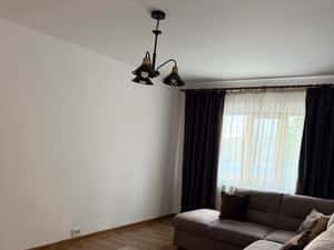 Apartament 2 camere decomandat - de inchiriat — miniatura 3