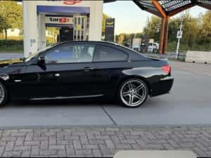 Bmw e92 330 2012  M_Paket EDITION — miniatura 3