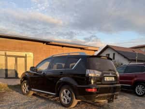 Mitubishi Outlander 2010 Instyle — miniatura 3