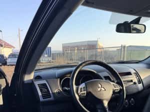 Mitubishi Outlander 2010 Instyle — miniatura 4